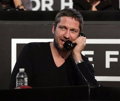 Aloooo? THIS IS SPARTAAAAA!!!!